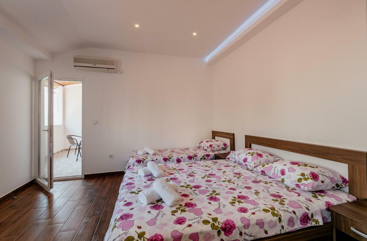 Apartman Mia 赫尔采格诺维 外观 照片