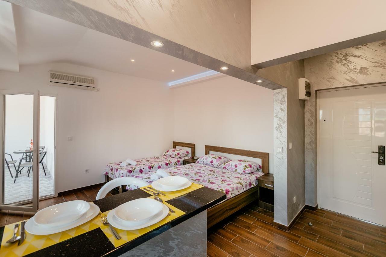 Apartman Mia 赫尔采格诺维 外观 照片